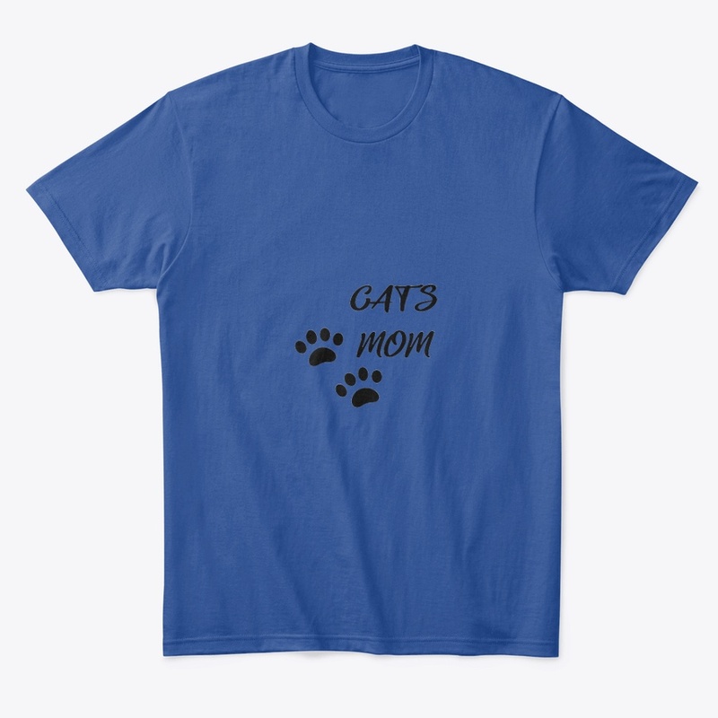 cat's mom T-shirt