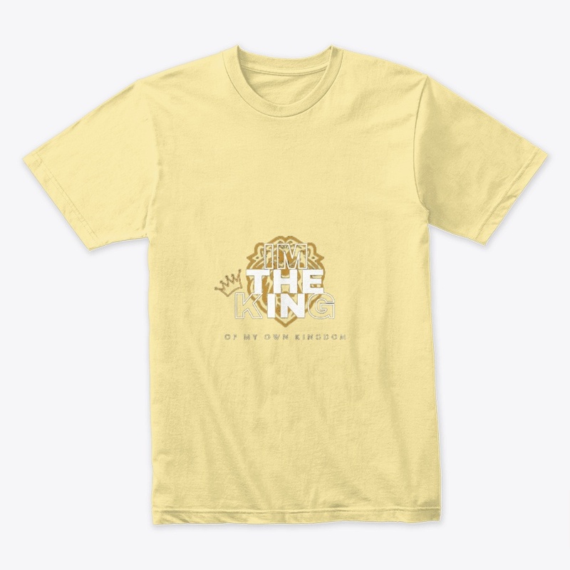 I am the king T-shirt.