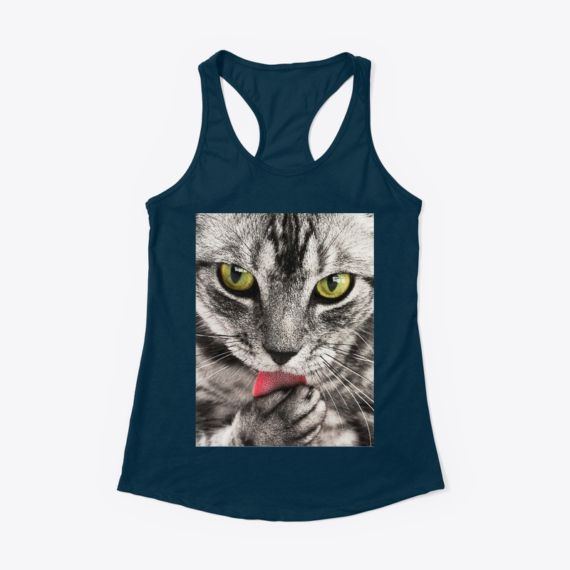 Image of Cat On the T-shirt (customized)
