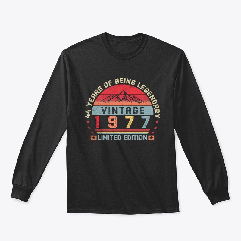 44 Years Old Retro 1977 Birthday Vintage