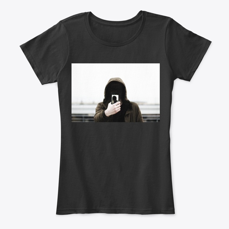 Selfie dropped on all items