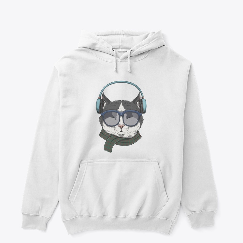 cat is listening 