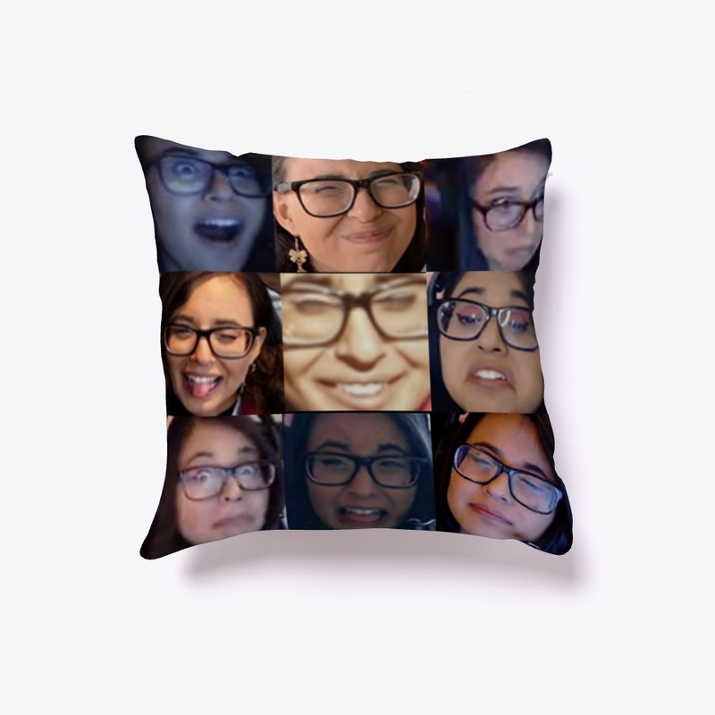 The Faces of Wander Pillow