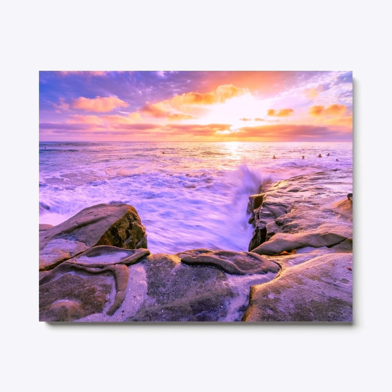 Ocean waves hitting cliff