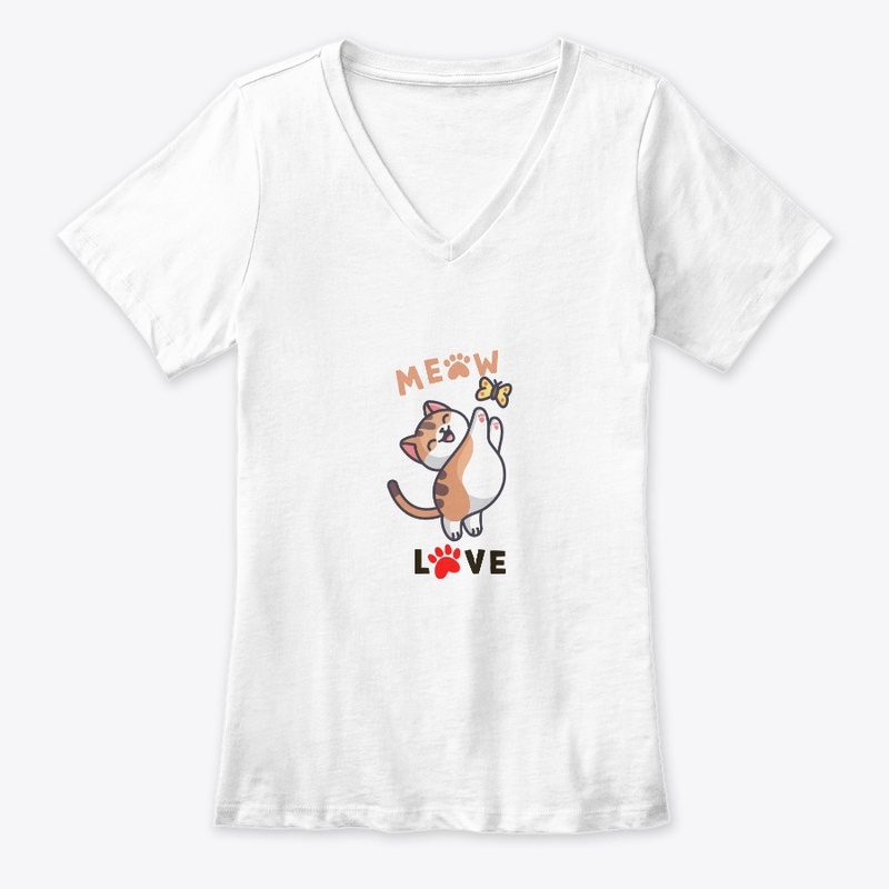 cut cats and lovely T-shirt