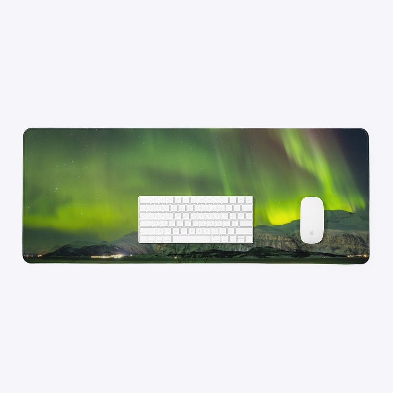 Aurora borealis desk mat