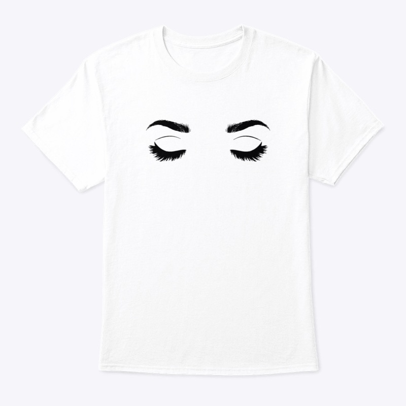 Winged Eyeliner