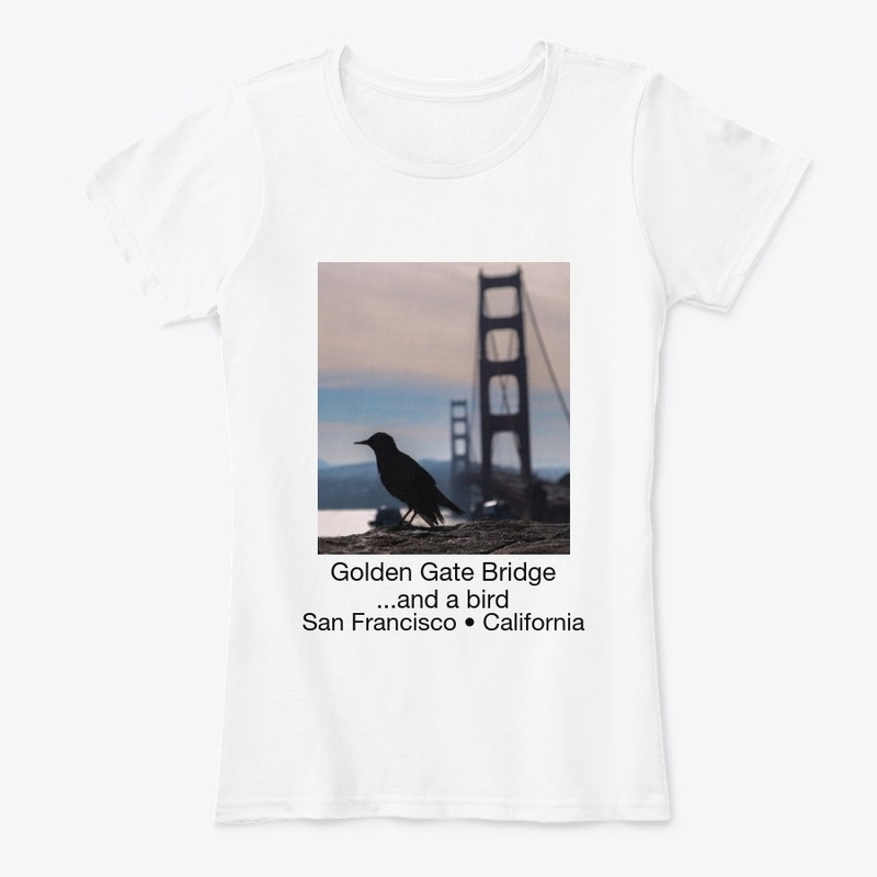Golden gate bridge... and a bird