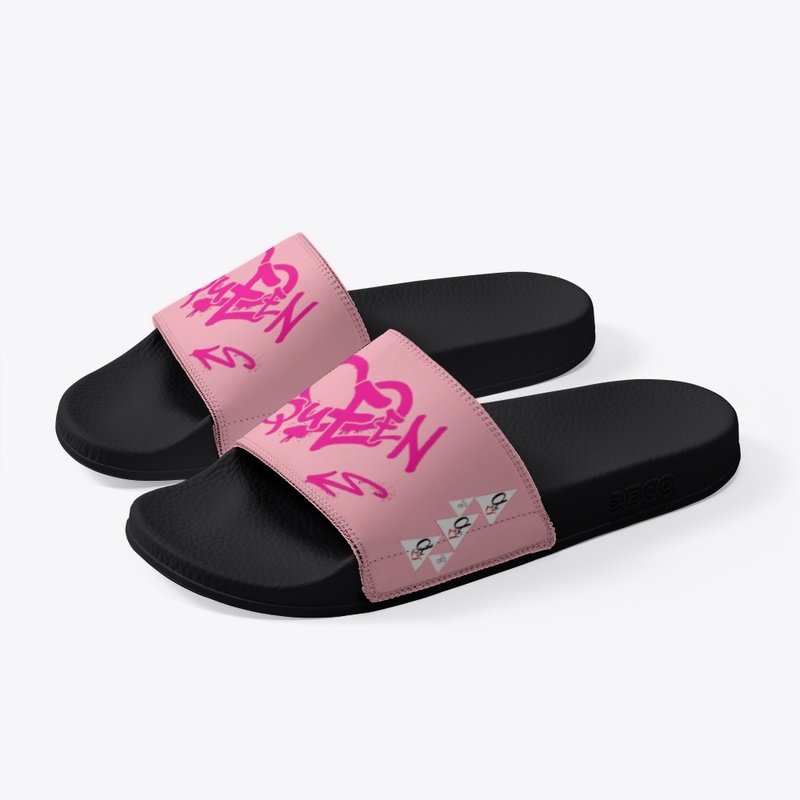 THE QUEEN COLLECTION 