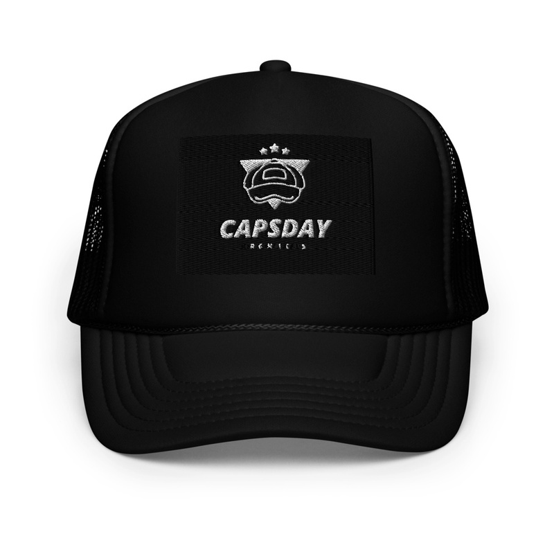 Capsday Cap in Black color