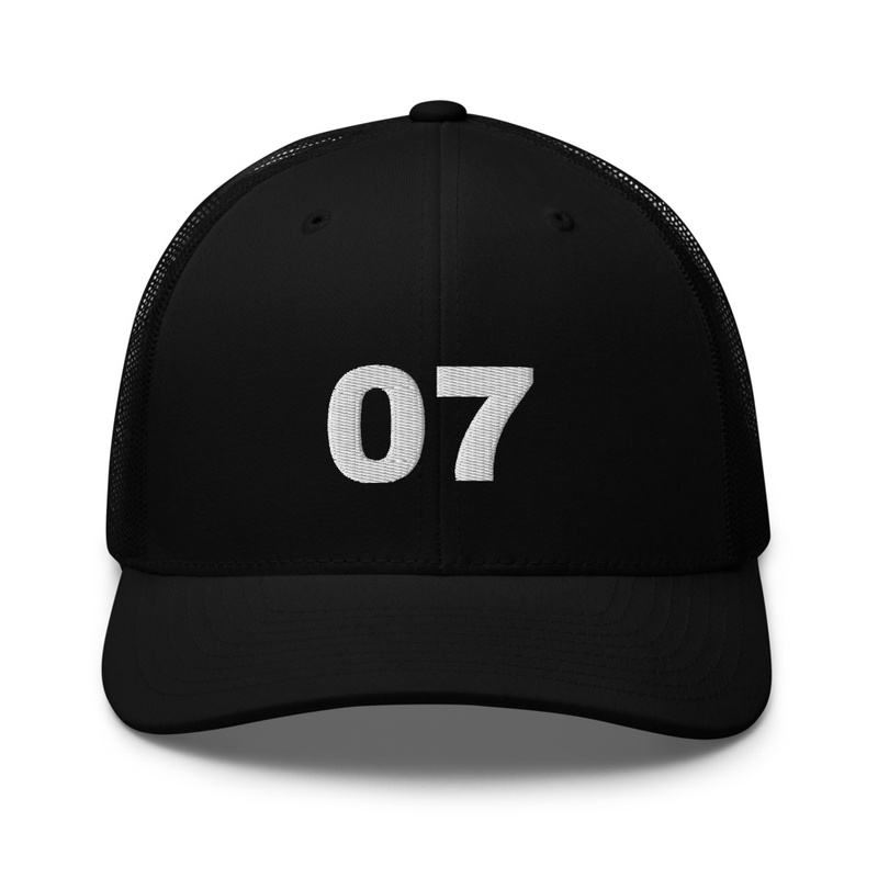 O7 printed black cap
