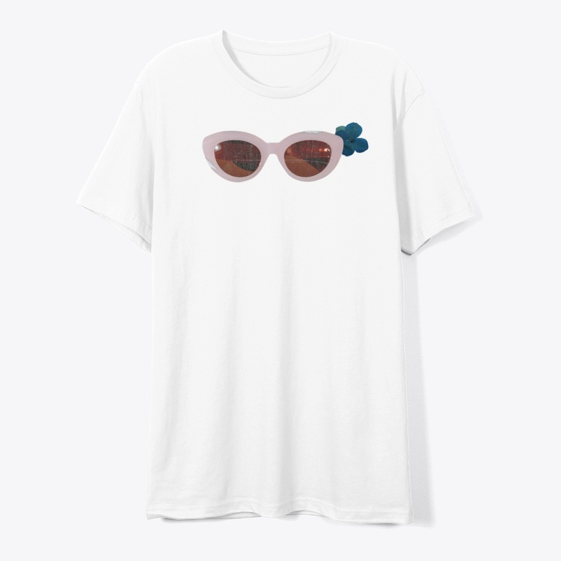  Chic Cat-Eye glasses with Floral Twist
