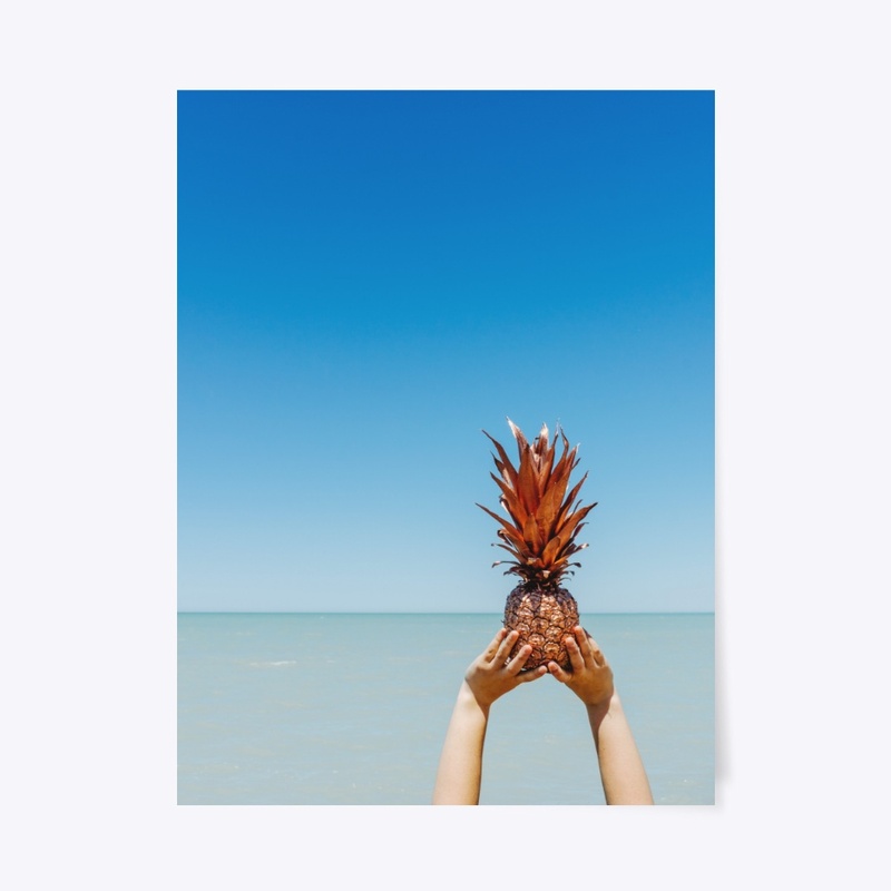 Sea and Pineapple in beautiful hands