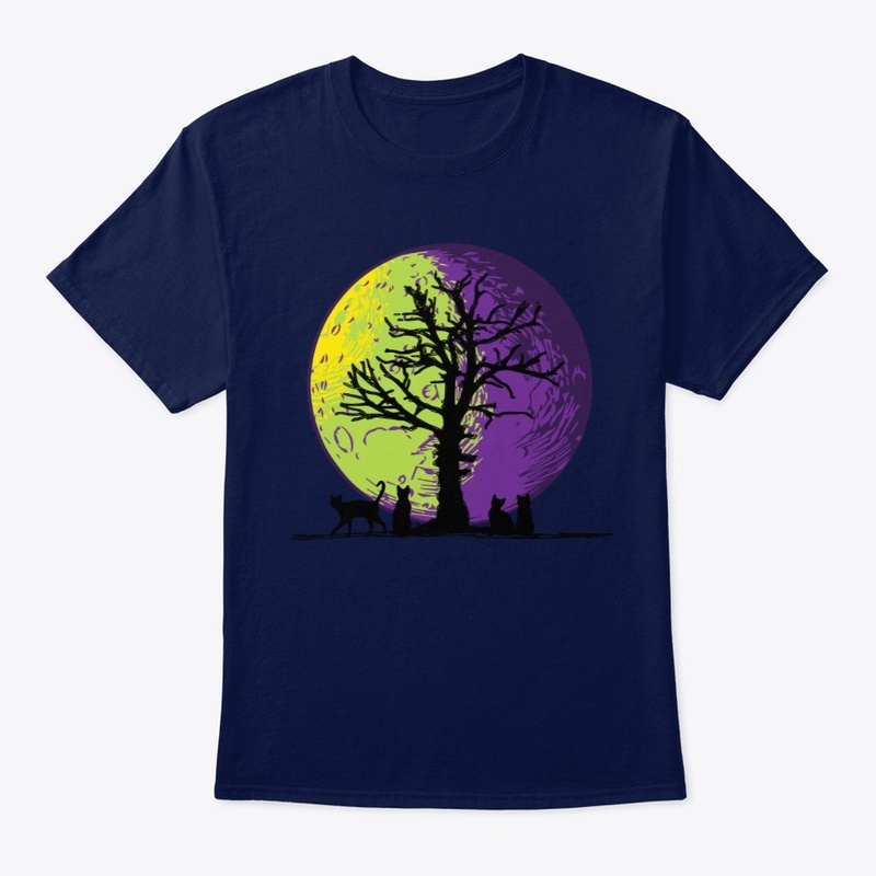 Silhouettes in the moon light 